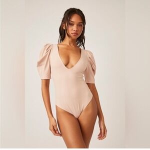 NWOT intimately Free People tan nuetral Va‎ Va Voop Bodysuit Size large